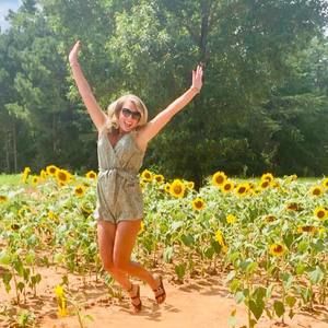 Meet your Posher, Erin